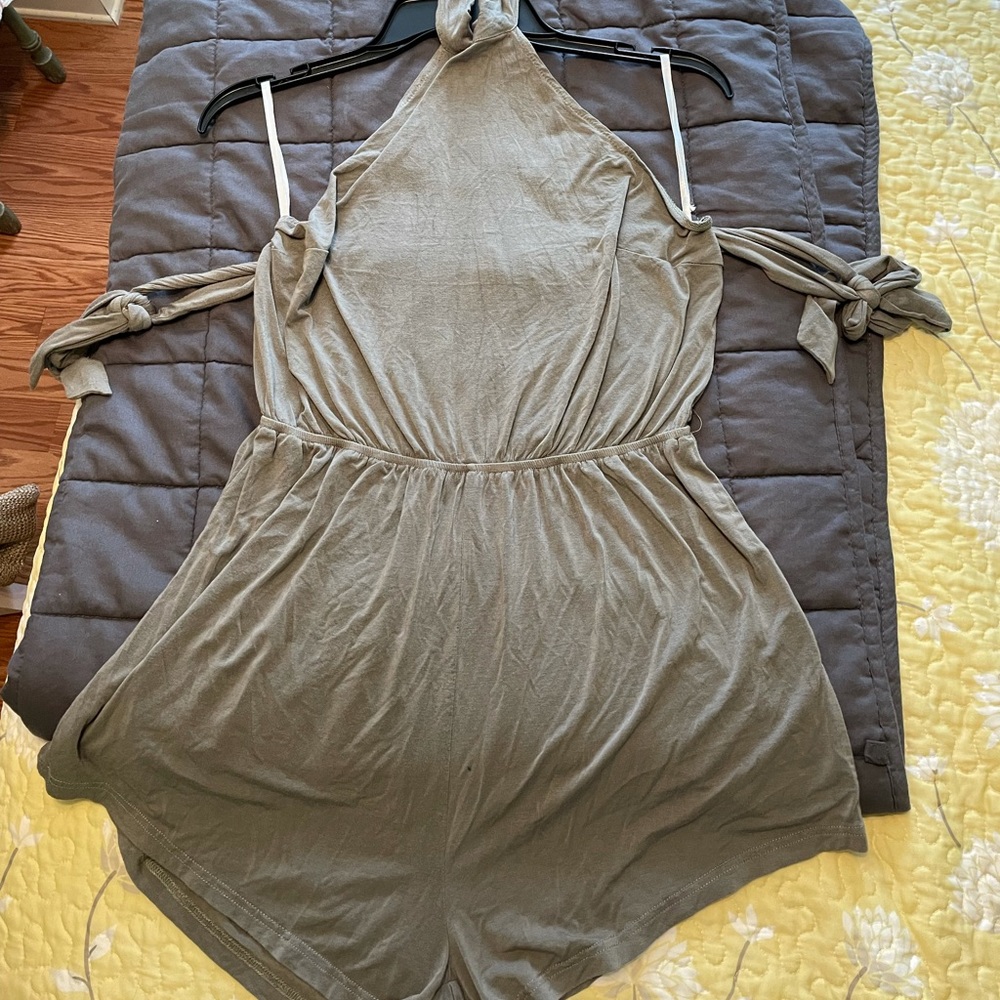 Sank Skirt Olive Green Romper